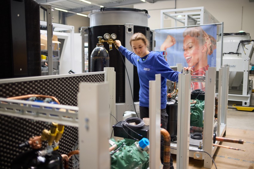 Dichtheitskontrolle mit Stickstoff 01