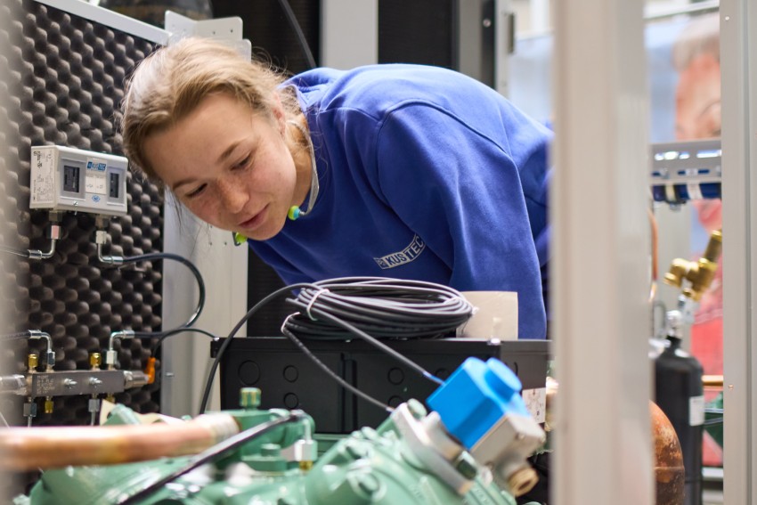 Dichtheitskontrolle mit Stickstoff 02